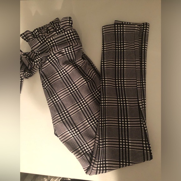 Shein dress pants - Picture 2 of 3